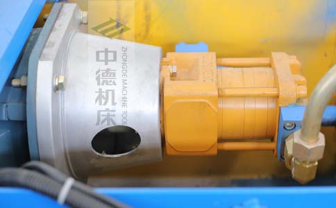 ZDPK-8025采用國內(nèi)一流品牌電機及油泵，動力強勁，噪音低.jpg